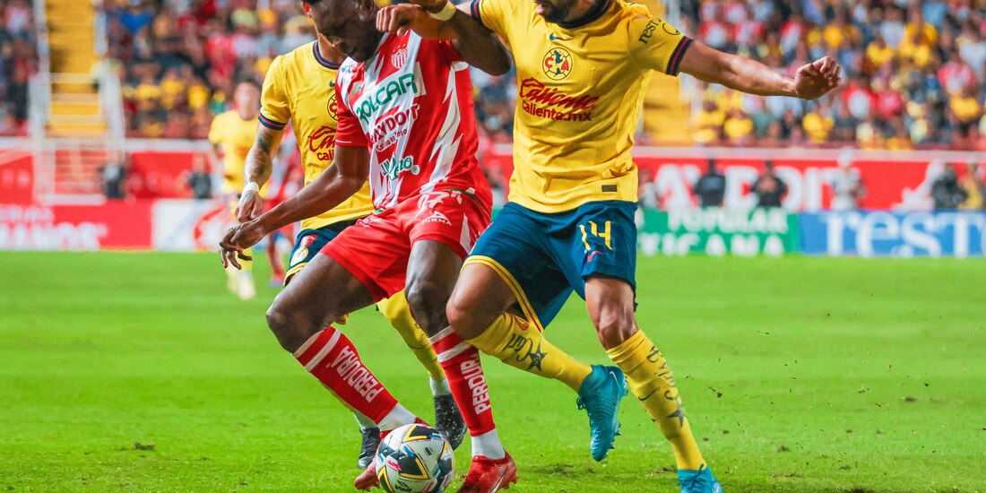 Necaxa y América se enfrentaron en el Estadio Victoria de Aguascalientes.