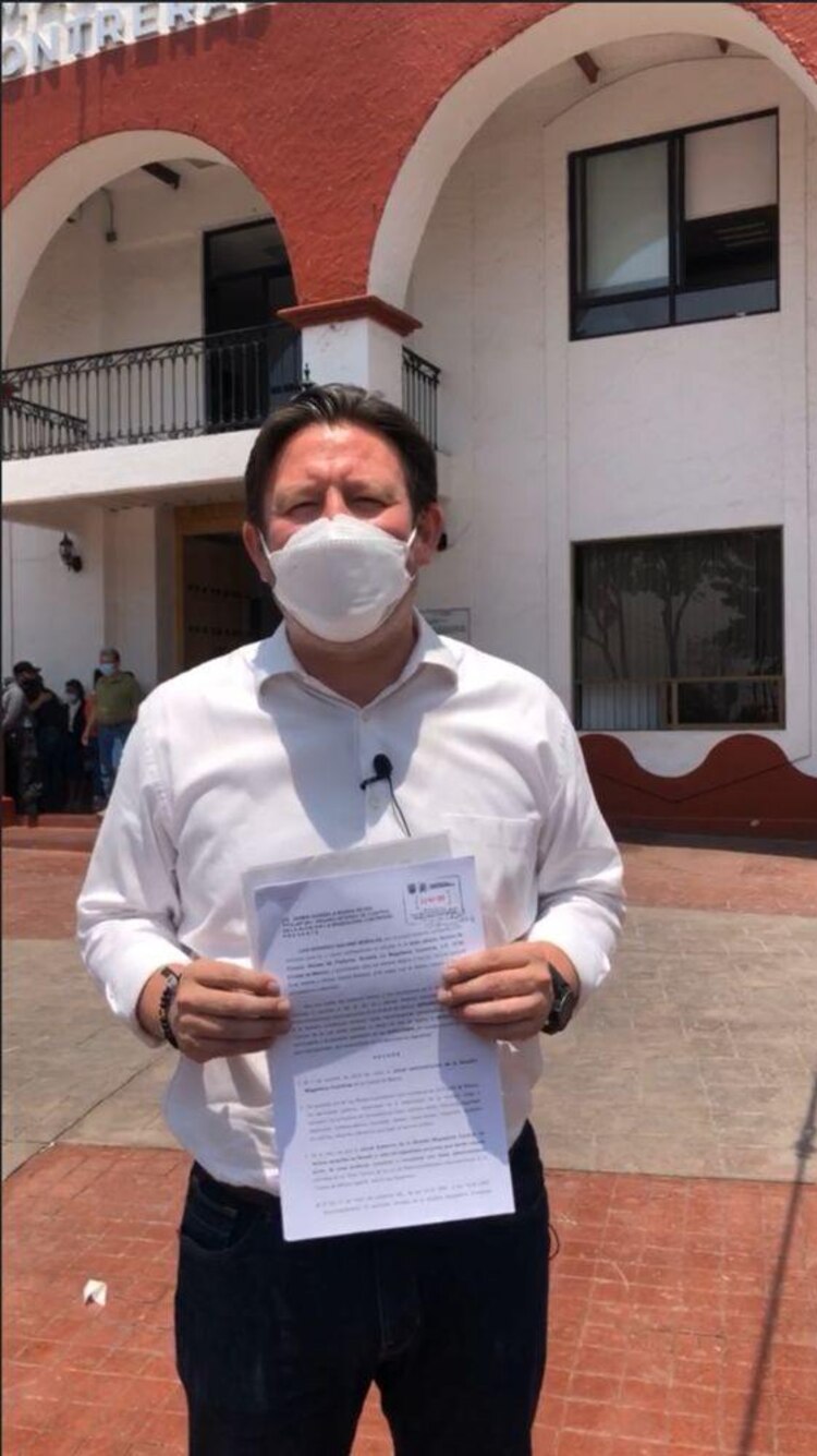 La denuncia presenta por Luis Quijano, candidato de la alianza "Va por México".