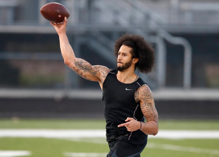 Colin Kaepernick en un entrenamiento de NFL
