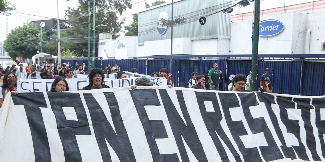 Estudiantes del Instituto Politécnico Nacional (IPN) durante marcha en imagen de archivo