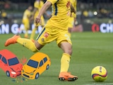 Paul Aguilar, exjugador del América, sufrió un accidente automovilístico.