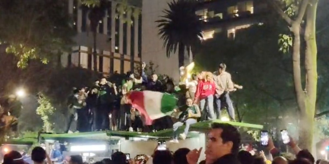 Caos tras triunfo de México