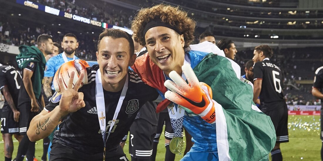Los futbolistas celebran un triunfo de la Copa Oro en Estados Unidos.