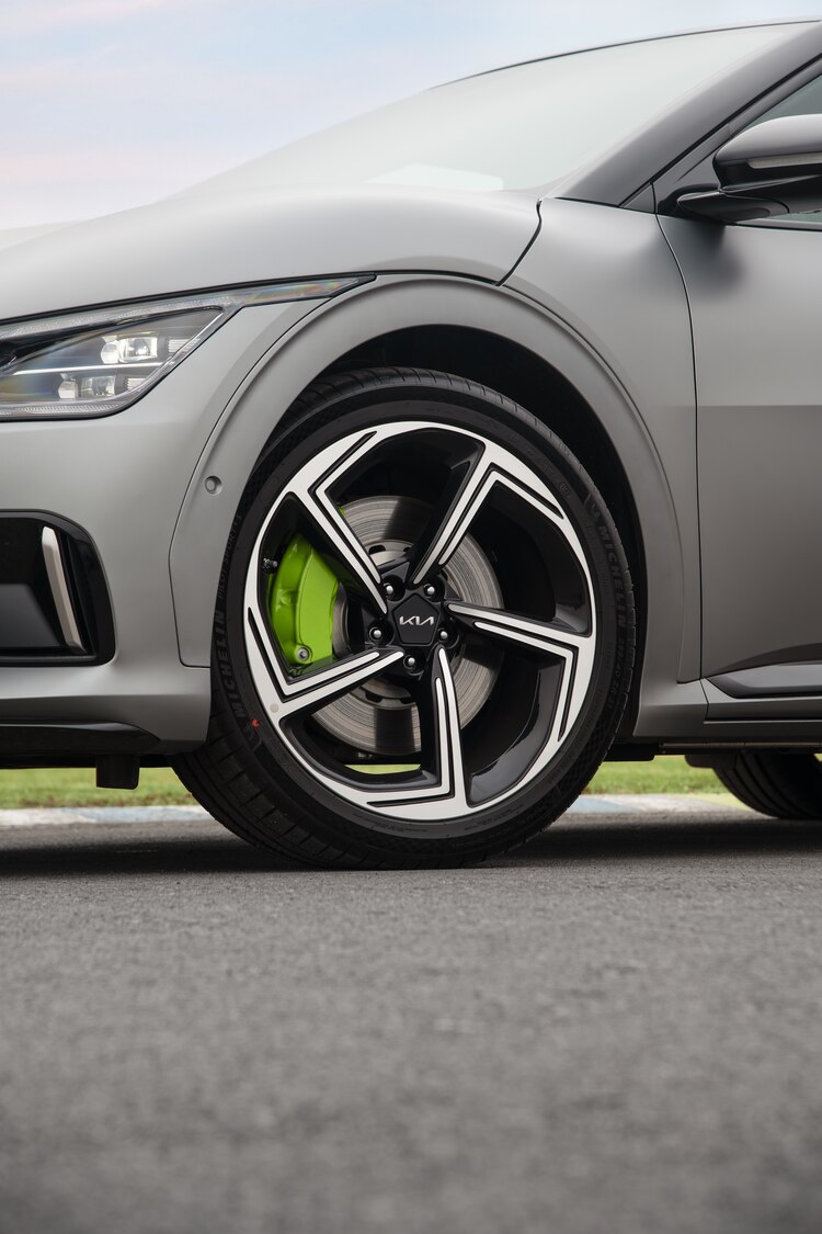 Vista de los rines del Kia EV6