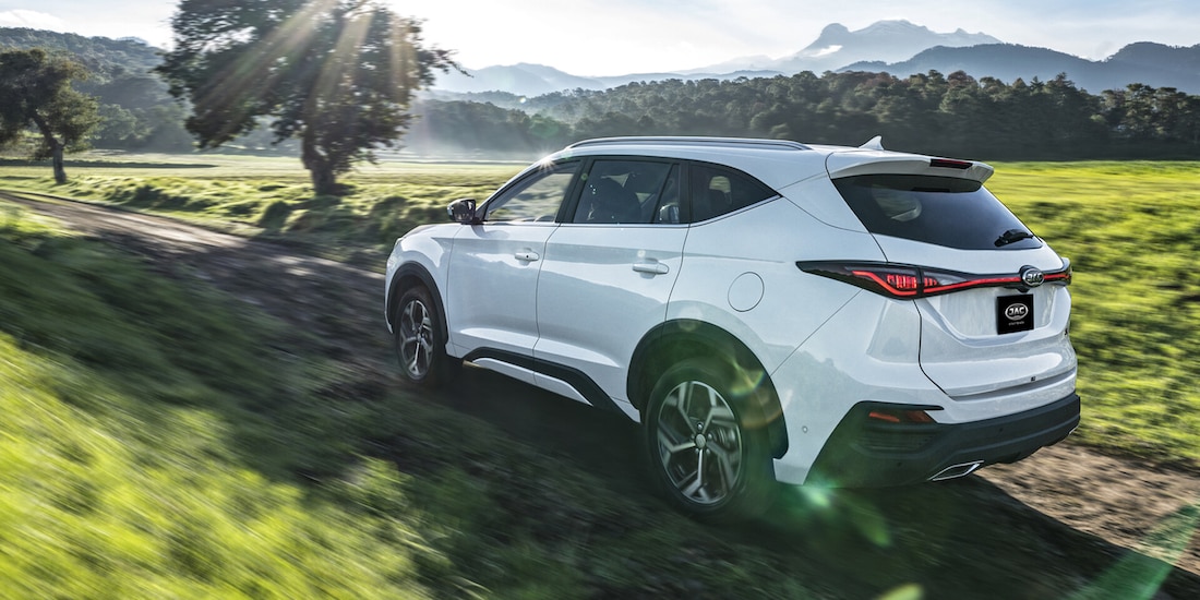 Auto de etiqueta que da presencia a donde vayas.