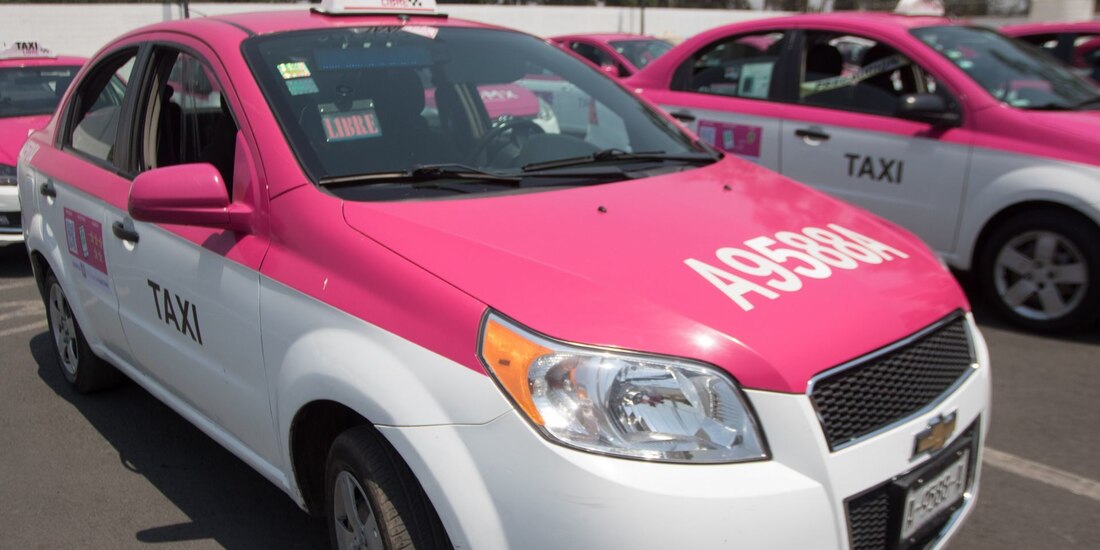 Competencia 'desleal' de taxis por aplicación ha dejado a miles de personas sin trabajo: Martí Batres