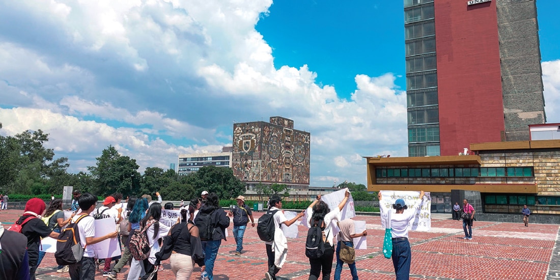 CONVOCANTES a la manifestación del próximo lunes cuestionaron el aumento de más de 20 aciertos por carrera, así como las diversas irregularidades que se reportaron durante la aplicación del examen y que fueron consideradas como indicios de engaño