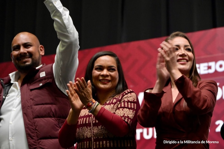 Beatriz Mojica Morga rindió protesta como coordinadora de Morena en Guerrero.
