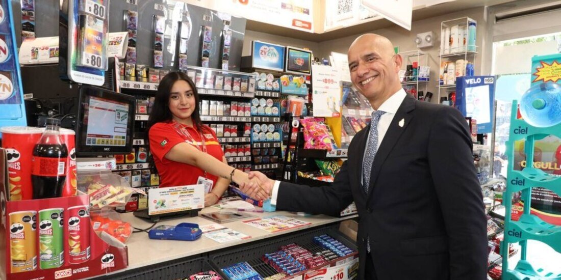 Oxxo y C5 CDMX inauguran sistema de videovigilancia.