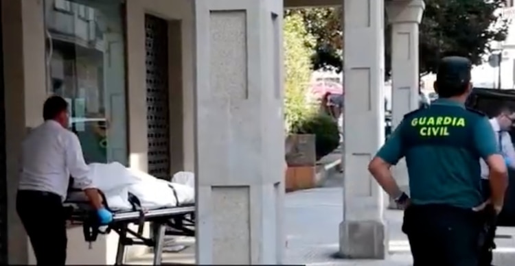 Guardia Civil acude al domicilio de la Rúa dos Carballos