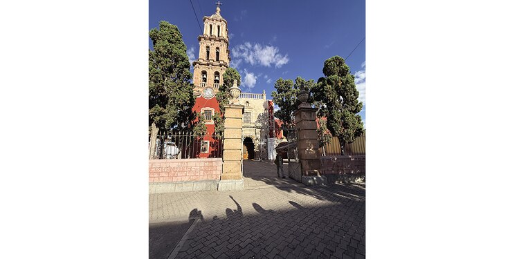 San Felipe, entre el mezcal y la devoción