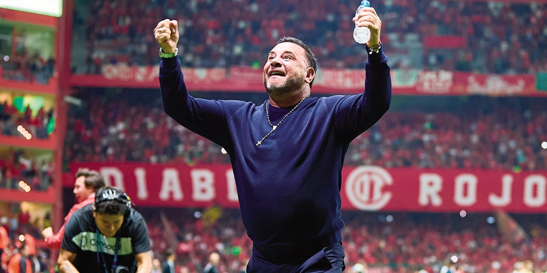 El argentino celebra el triunfo de los Diablos el pasado 6 de mayo.