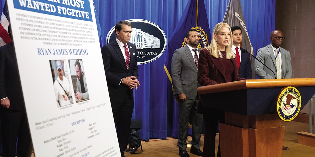 Pam Bondi, fiscal general de EU, ayer, en conferencia de prensa.